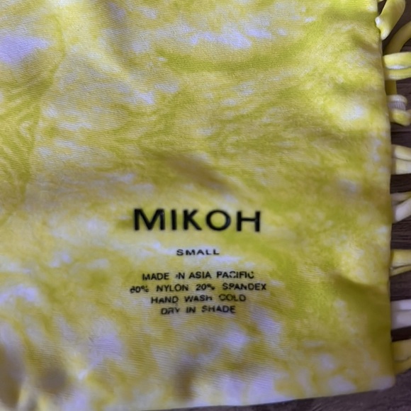 Strappy Mikoh Bikini 👙 Top - Picture 5 of 5